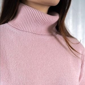 Light Pink Cashmere Turtleneck